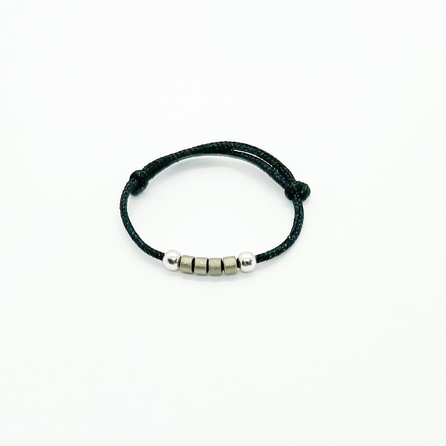 Morse code ring   "P"